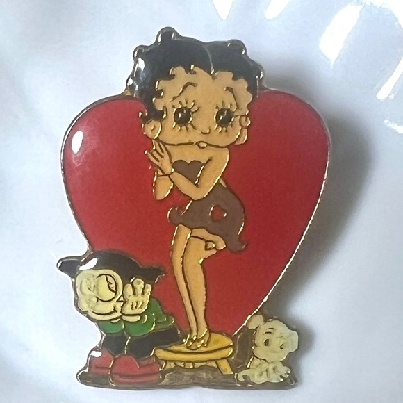2 Betty Boop Pins & 1 Be My Valentine Pin - Vintage - Picture 2 of 6